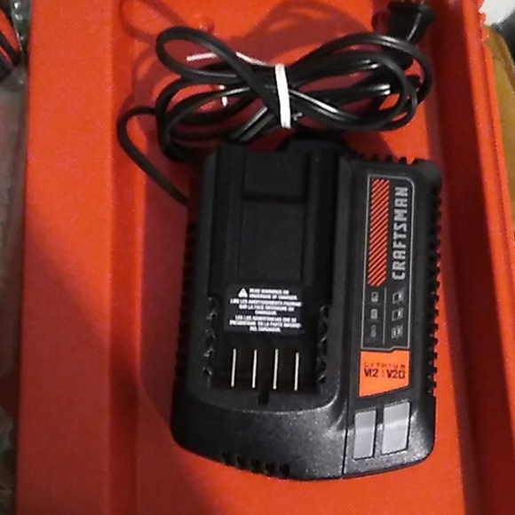 NWOT Craftsman Drill/Charger Set - Picture 4 of 13